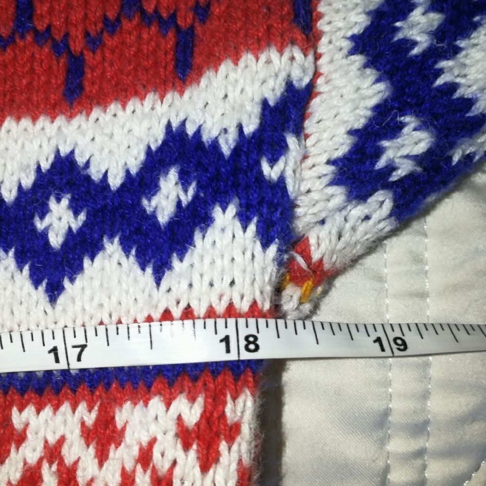 Vintage Multicolored Fair Isles Embroidered Knitted Crewneck Sweater Size Medium - Picture 12 of 14